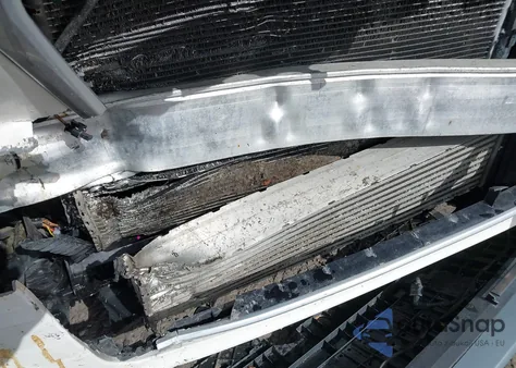 2016 Audi Q3 2.0T Premium Plus z USA, uszkodzony, nr VIN WA1EFCFS3GR015316